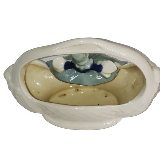 Graceful Vintage Japanese Blue and White Porcelain Lady Figurine Vase Edwardian - Picture 6 of 11